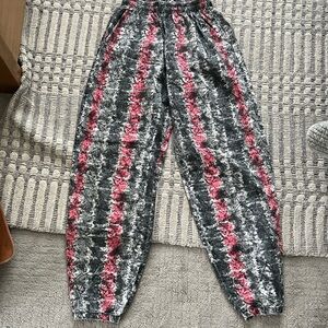 Stylish Pink and Gray Patterned Pants